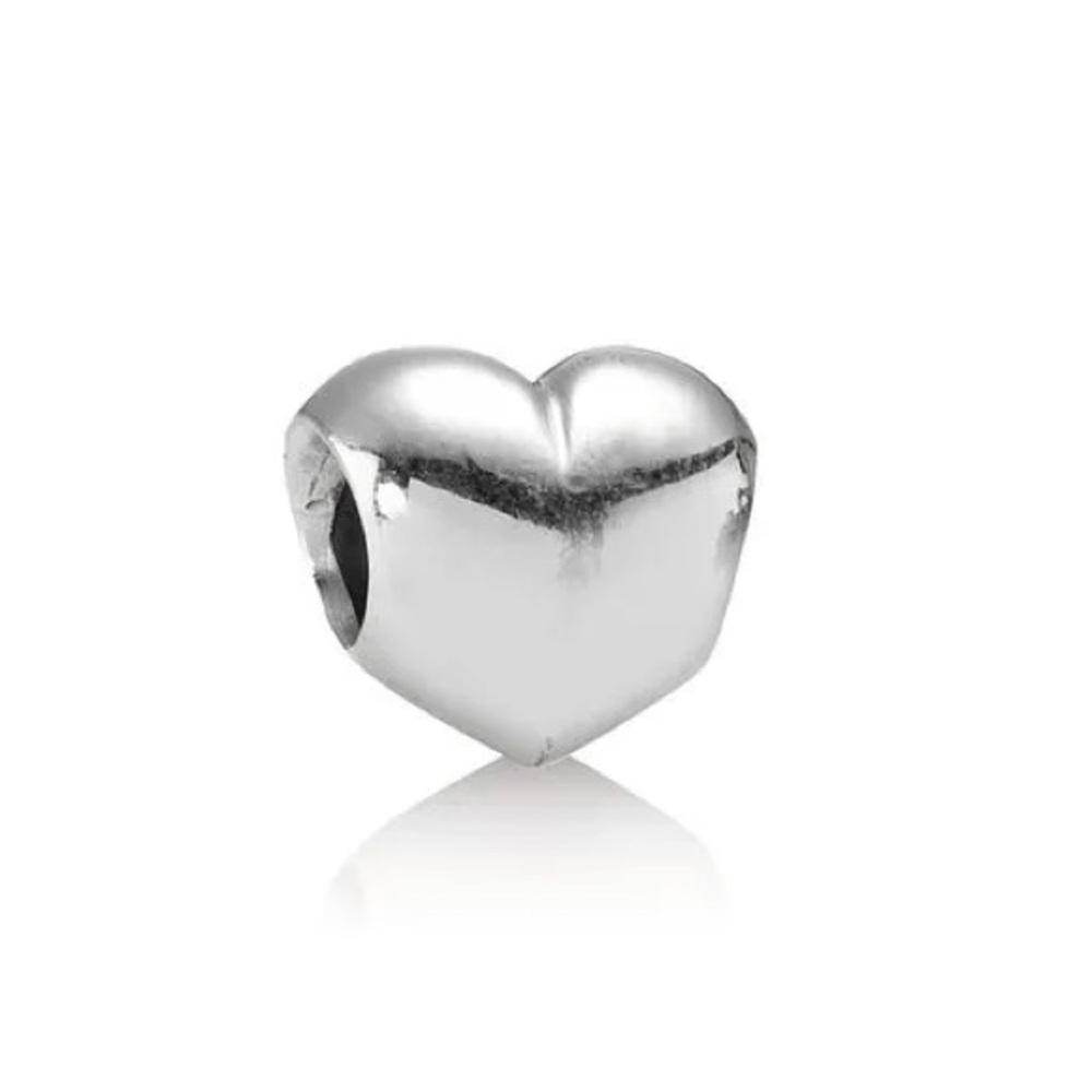 Genuine Retired PANDORA Big Smoothe Heart Charm; 790137